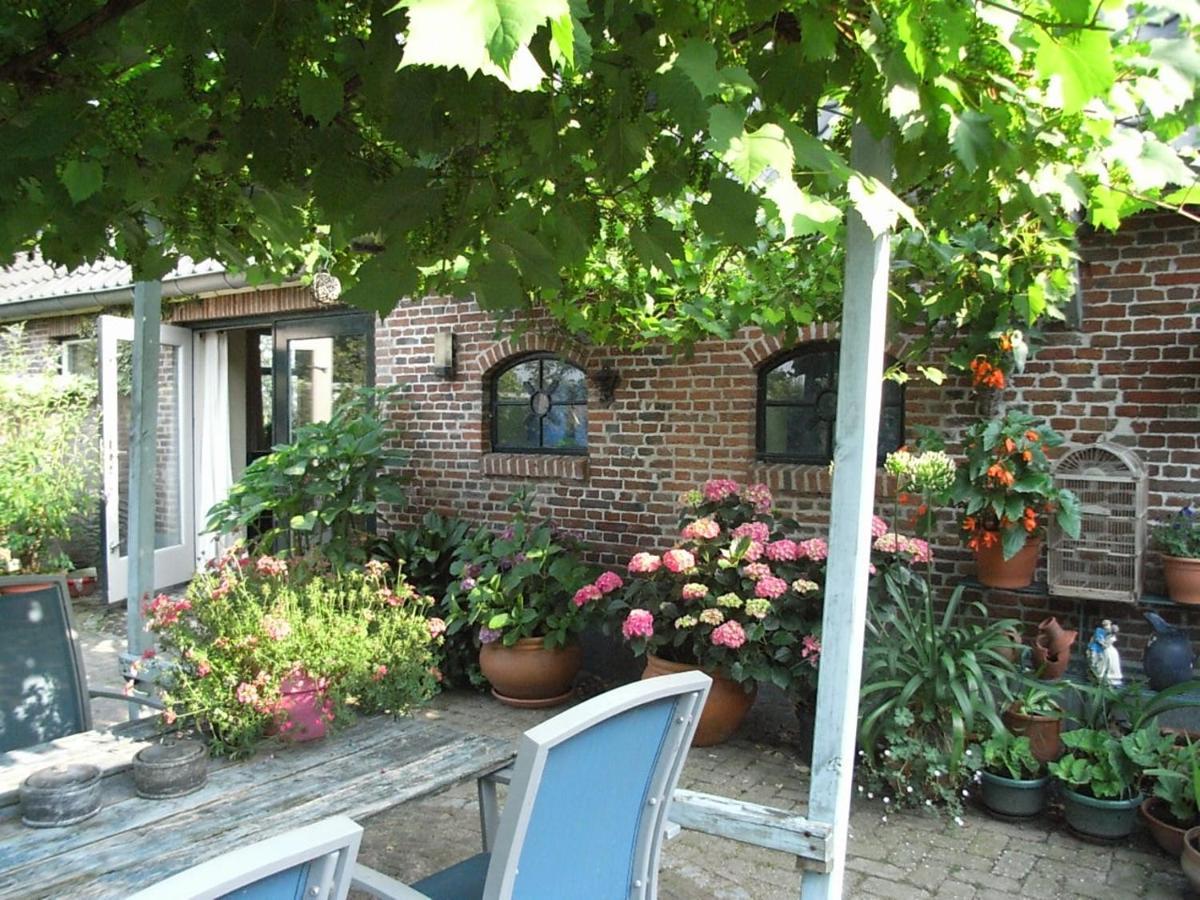 Bed And Garden Alde Coninckshof Bed and Breakfast Weurt Eksteriør billede
